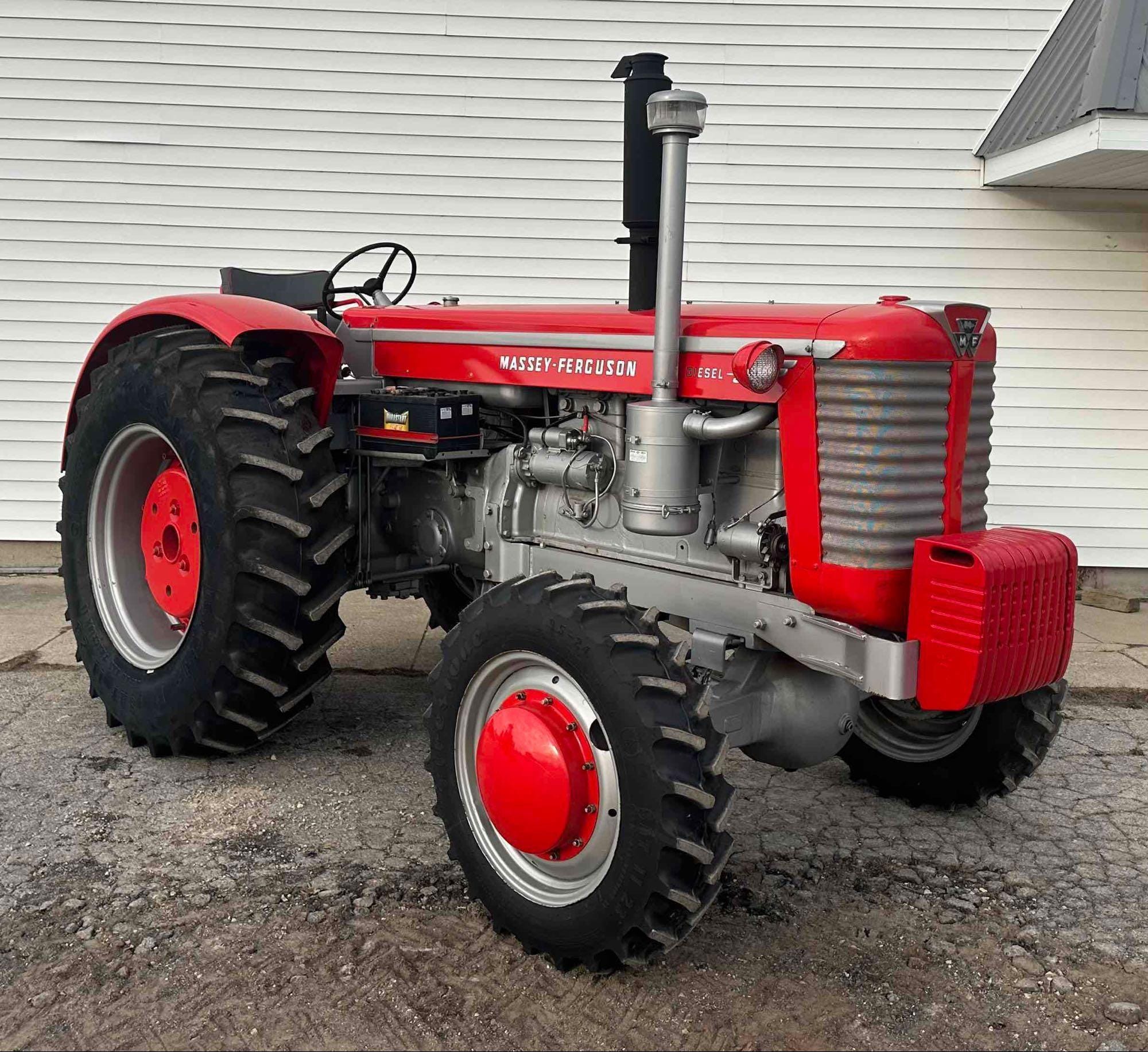 Main image Massey Ferguson 97