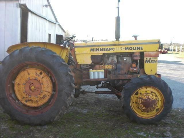 Image of Minneapolis-Moline M-604 equipment image 4