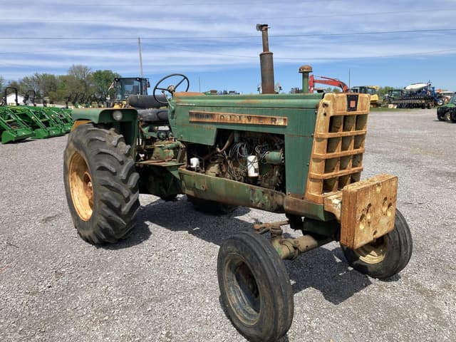 Image of Oliver 1600 equipment image 2