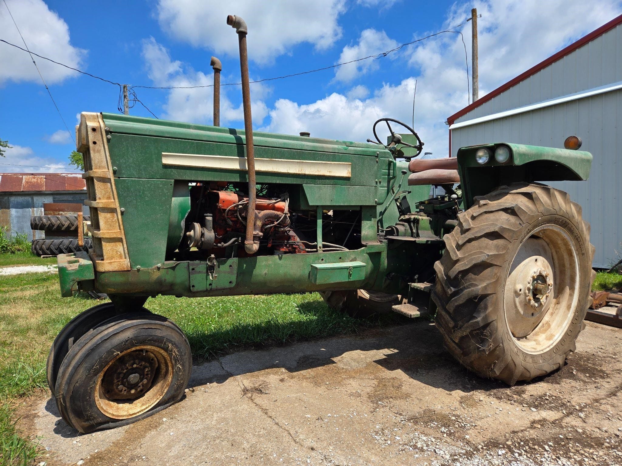 1963 Oliver 1600 Equipment Image0