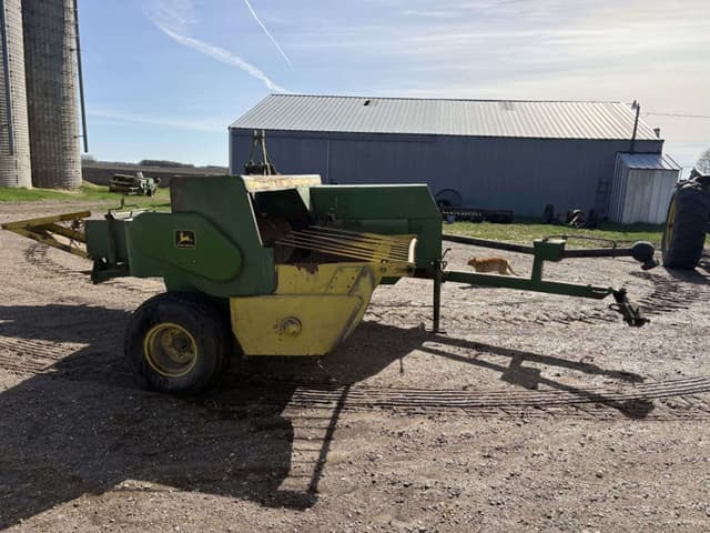 Image of John Deere 327 equipment image 3