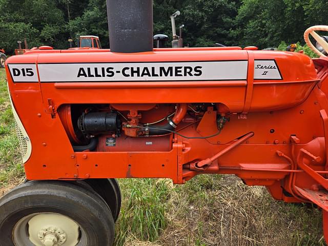 Image of Allis Chalmers D15 equipment image 4