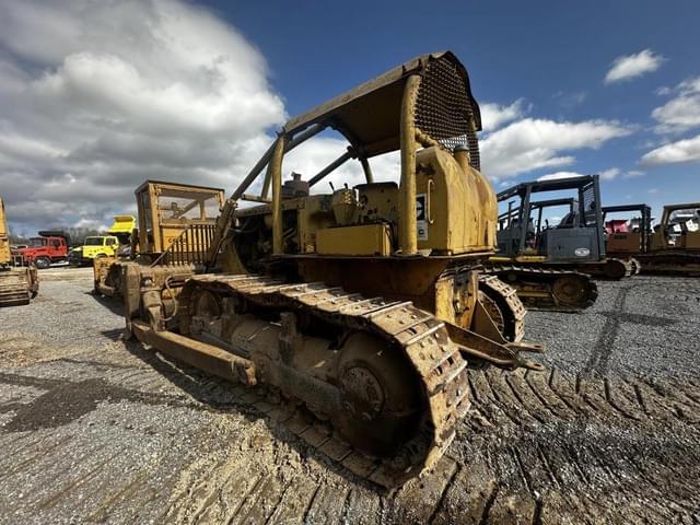 Image of Caterpillar D6C equipment image 3