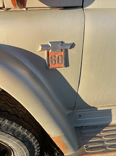 Image of Chevrolet 60 equipment image 1