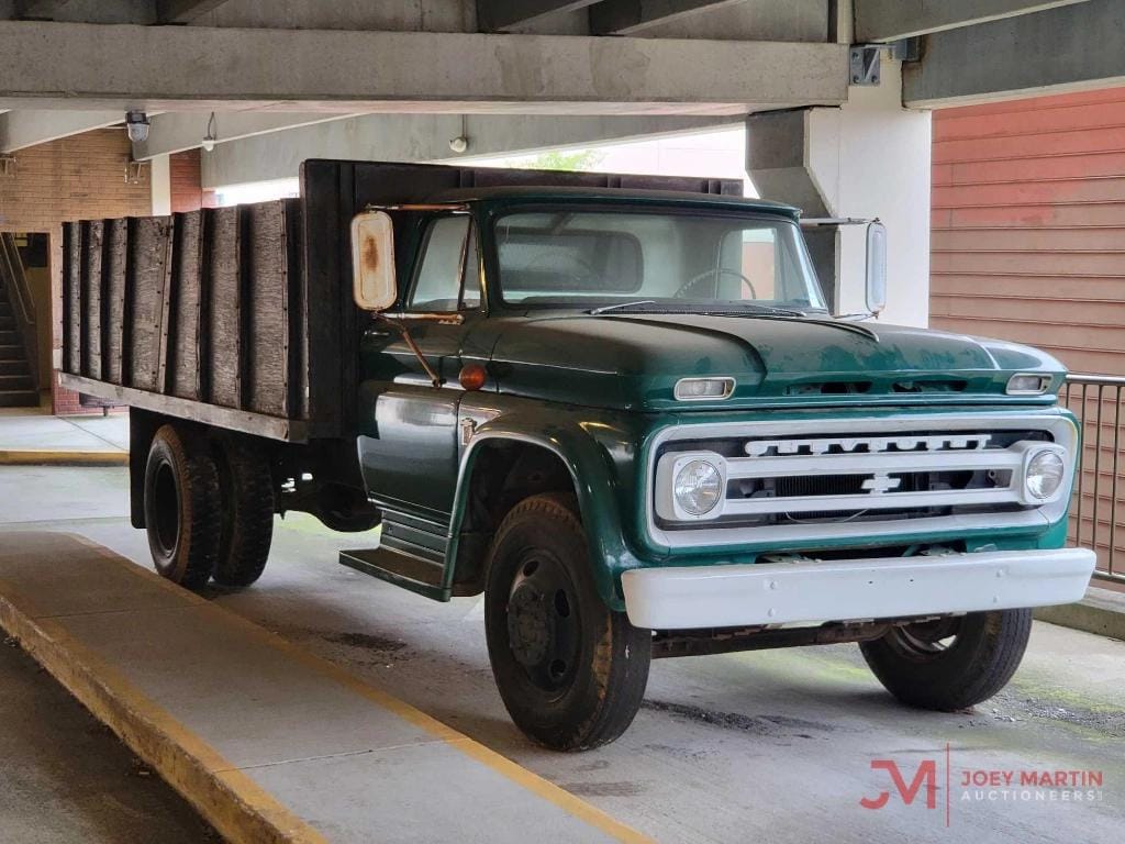 Main image Chevrolet C60