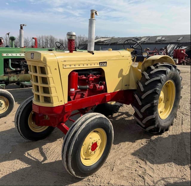 Image of Cockshutt 770 equipment image 2