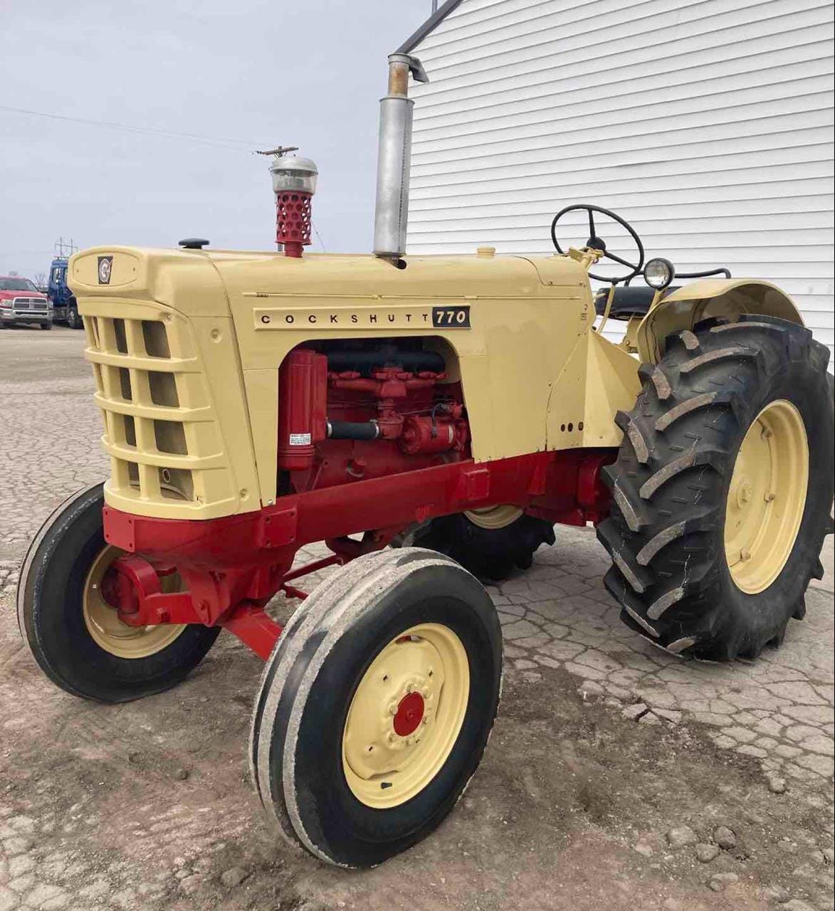 1964 Cockshutt 770 Equipment Image0