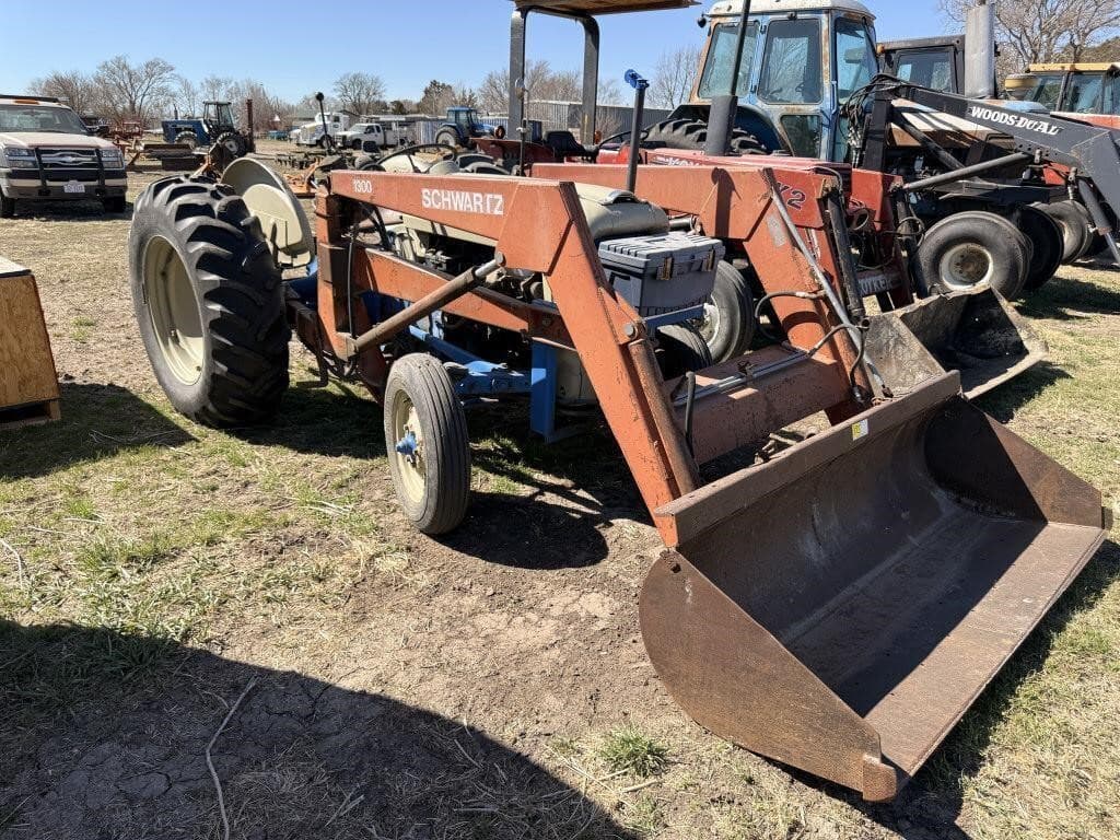 Image of Ford 4000 Primary image