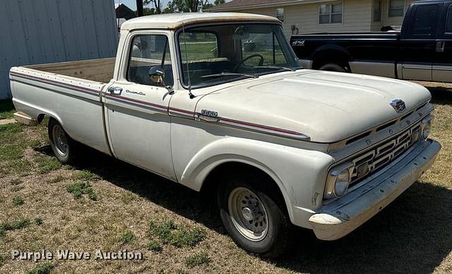 Image of Ford F-100 equipment image 2