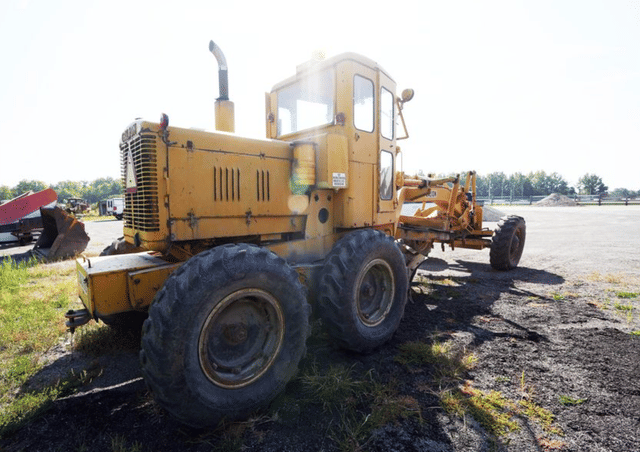 Image of Galion 118 equipment image 4