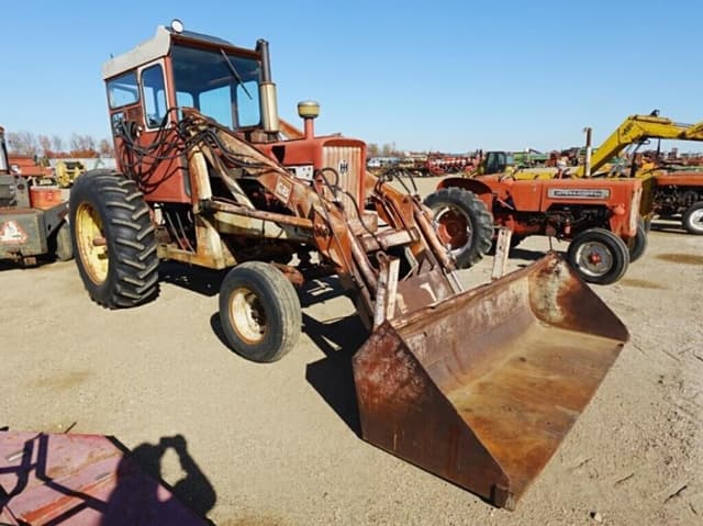 Image of International Harvester 706 equipment image 1