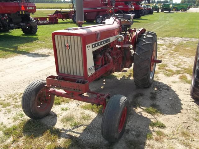 Image of International Harvester 706 equipment image 2