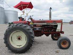 Main image International Harvester 806 4