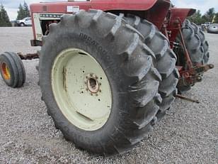 Main image International Harvester 806 47