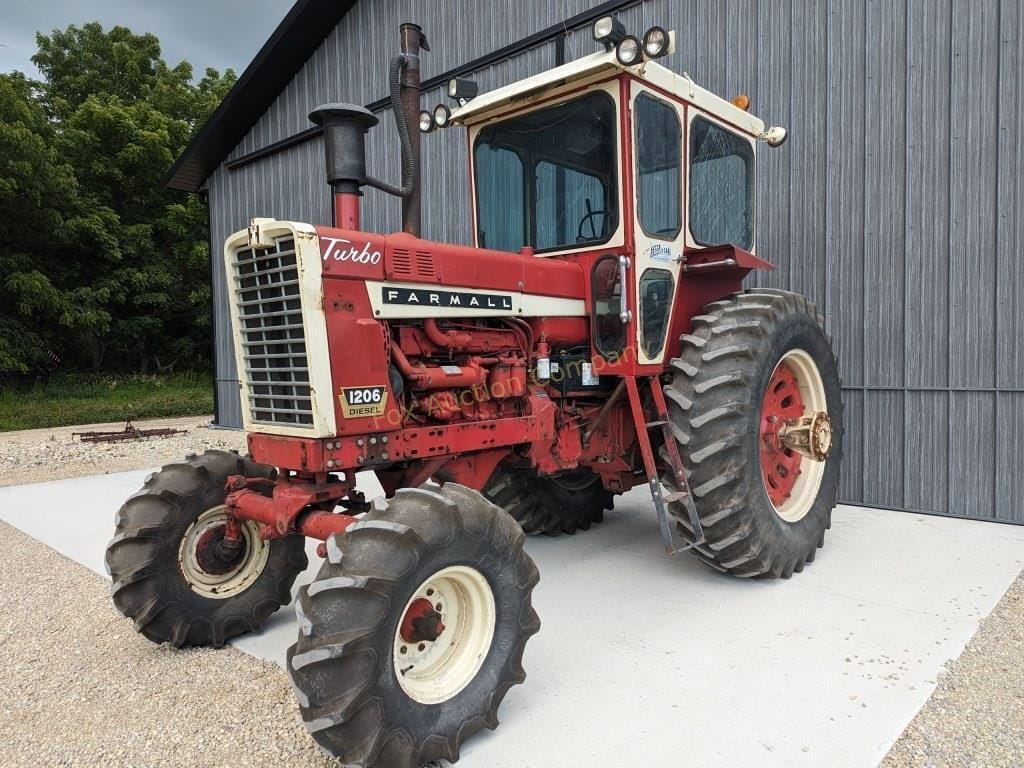 Main image International Harvester 1206