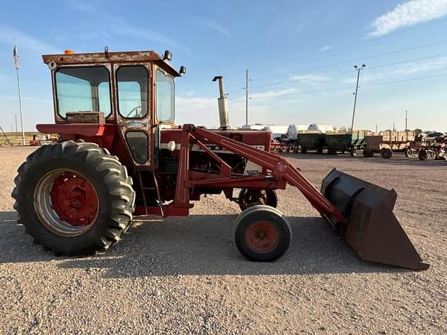 Image of International Harvester 706 equipment image 4