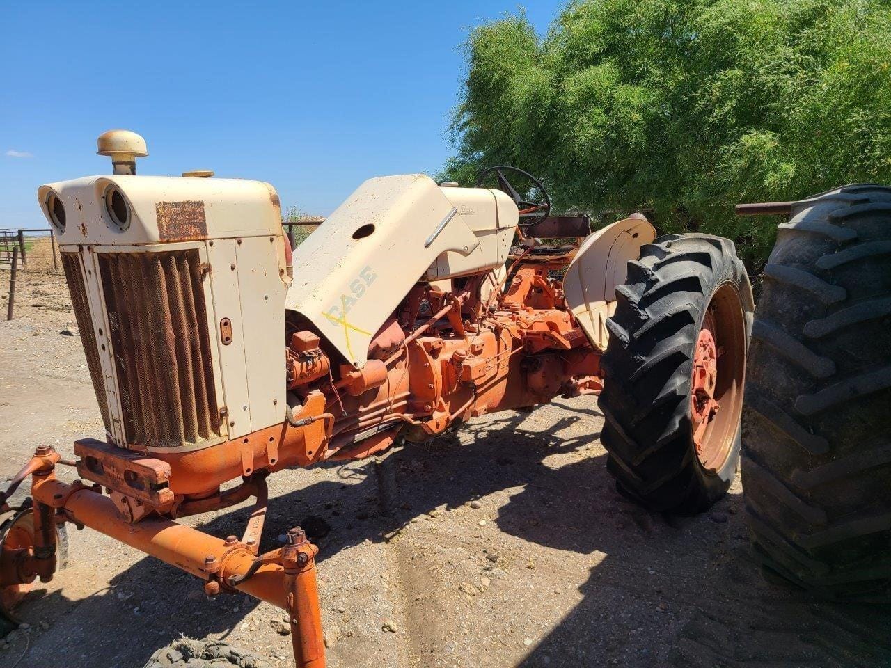 1964 J.I. Case 730 Equipment Image0