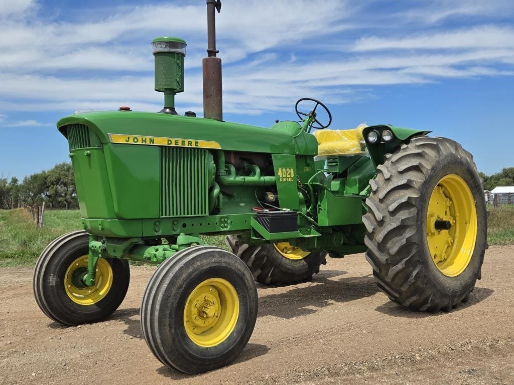 1964 John Deere 4020 Equipment Image0