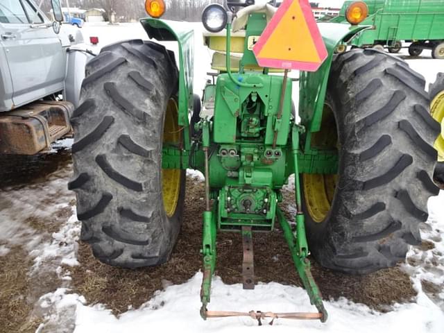 Image of John Deere 4020 equipment image 4