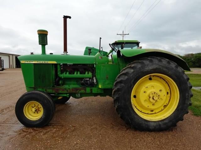 Image of John Deere 5010 equipment image 3