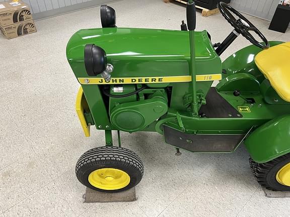 Image of John Deere 110 equipment image 3