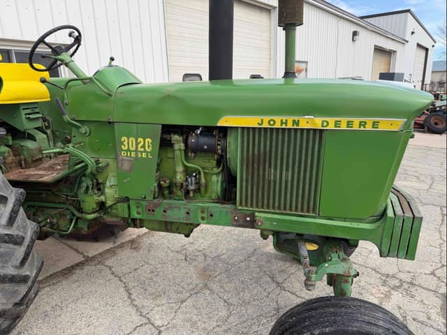 Image of John Deere 3020 equipment image 3