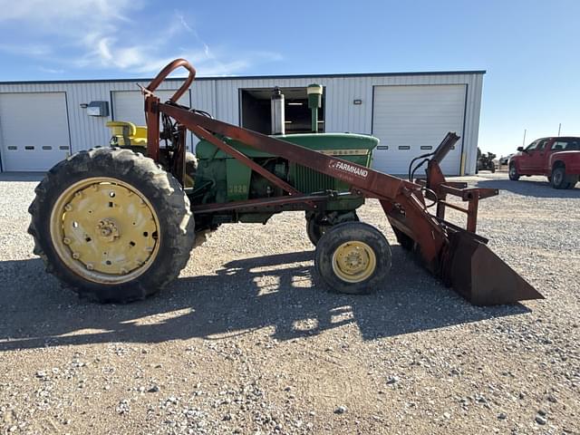 Image of John Deere 3020 equipment image 2