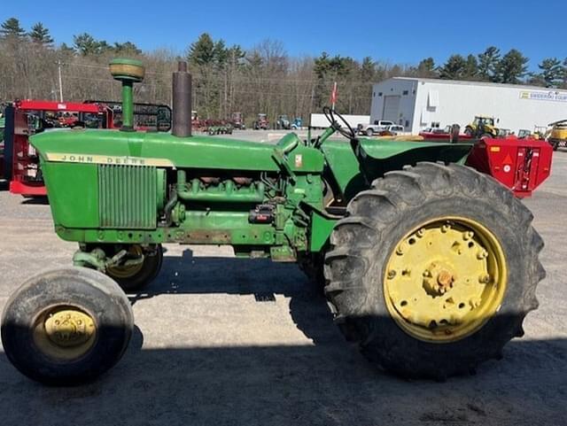 Image of John Deere 4020 equipment image 1