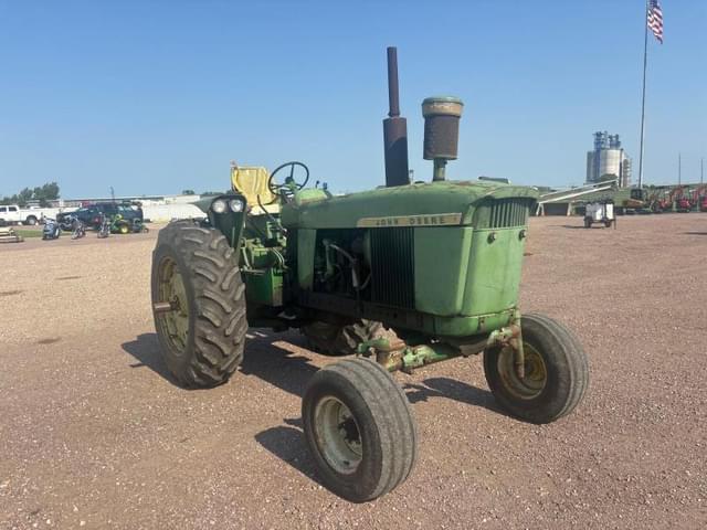 Image of John Deere 4020 equipment image 1