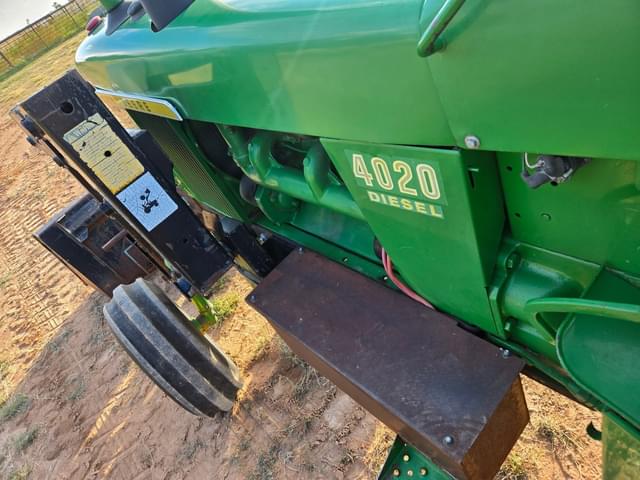 Image of John Deere 4020 equipment image 2