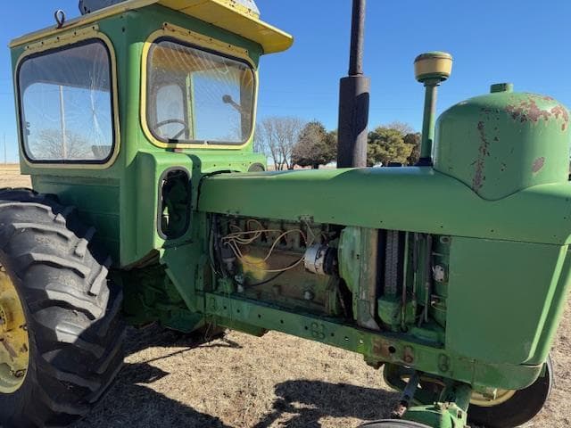 Image of John Deere 4020 equipment image 4