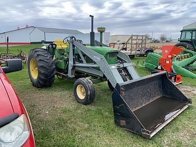 Image of John Deere 4020 equipment image 2