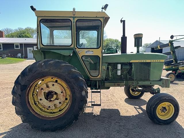 Image of John Deere 4020 equipment image 4