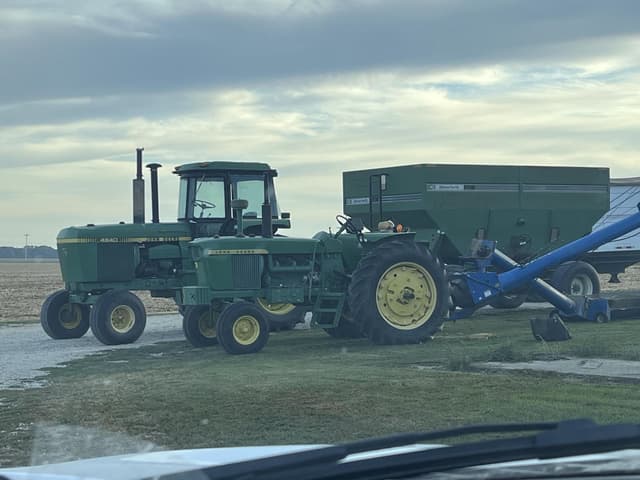 Image of John Deere 4020 equipment image 2