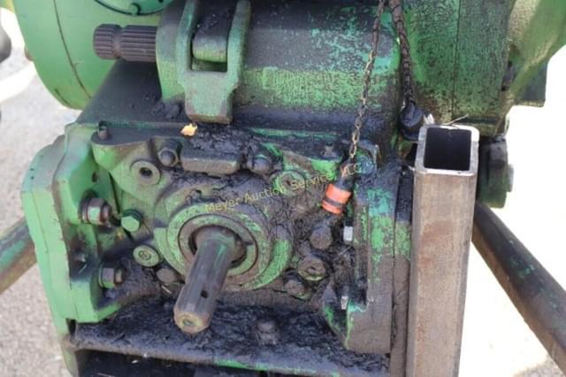 Image of John Deere 4020 equipment image 4