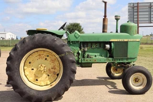 Image of John Deere 4020 equipment image 1