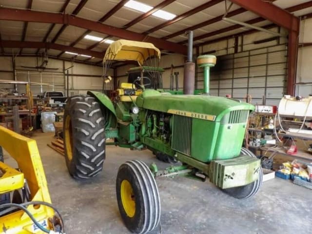 Image of John Deere 4020 equipment image 1