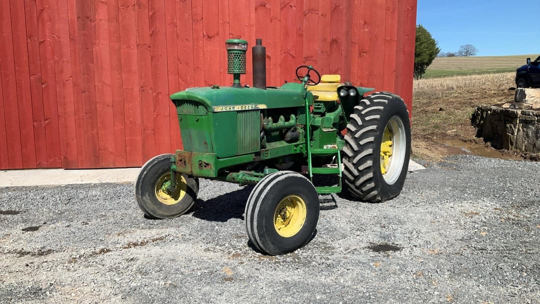 Image of John Deere 4020 Primary image