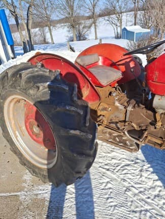 Image of Massey Ferguson 135 equipment image 3