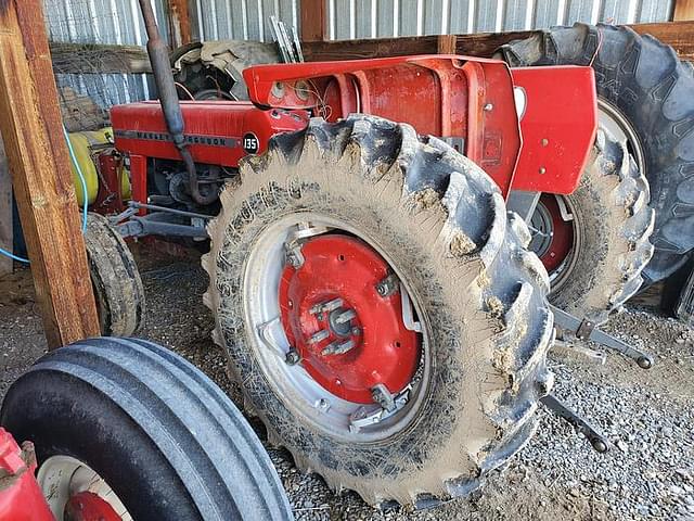 Image of Massey Ferguson 135 equipment image 1