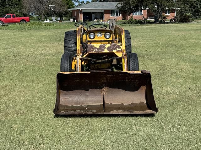 Image of Massey Ferguson 202 equipment image 2