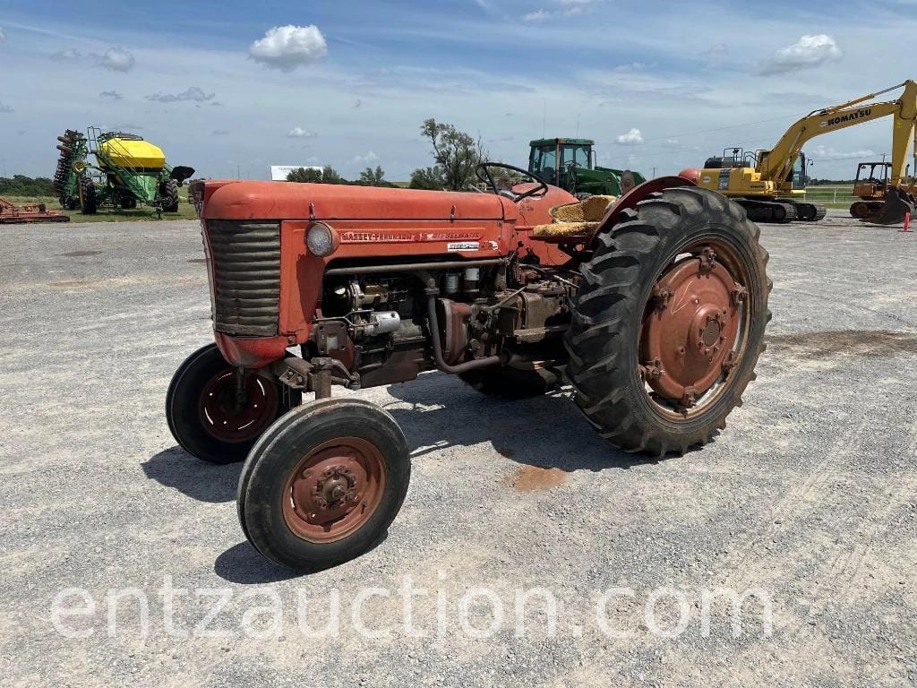 1964 Massey Ferguson 65 Equipment Image0