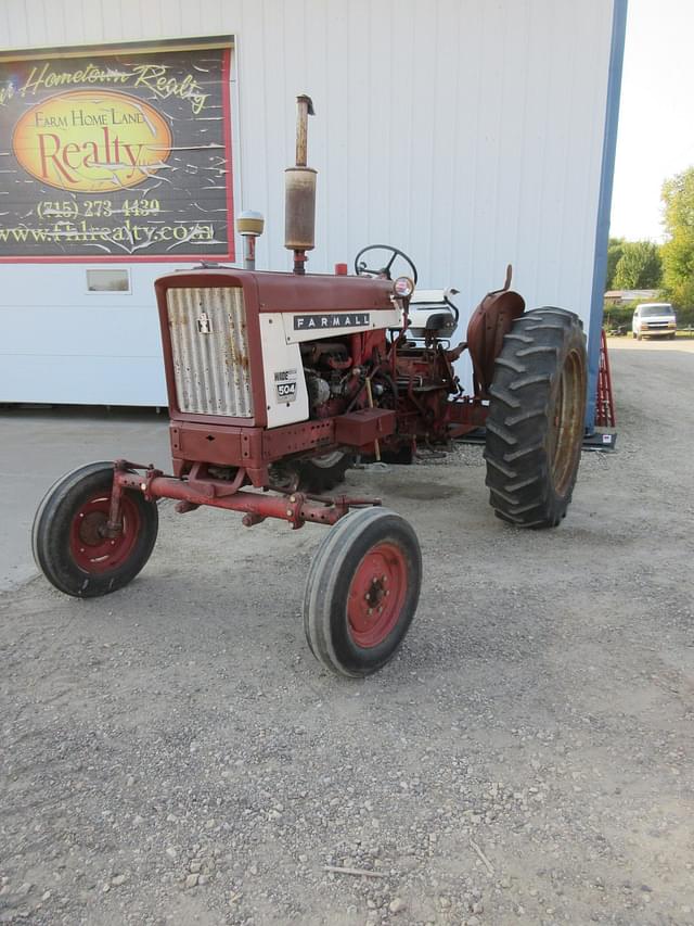 Image of Farmall 504 equipment image 4