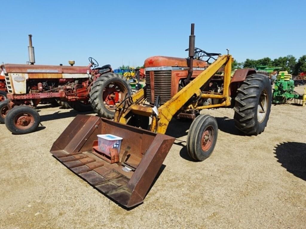 1964 Massey Ferguson Super 90 Equipment Image0