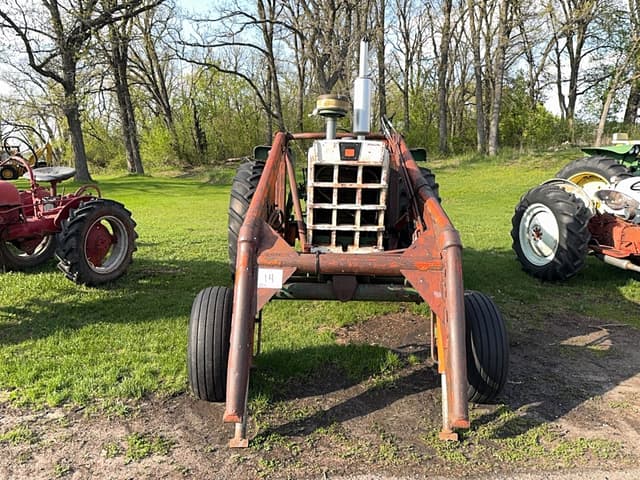 Image of Oliver 1650 equipment image 4