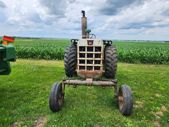 Image of Oliver 1850 equipment image 1