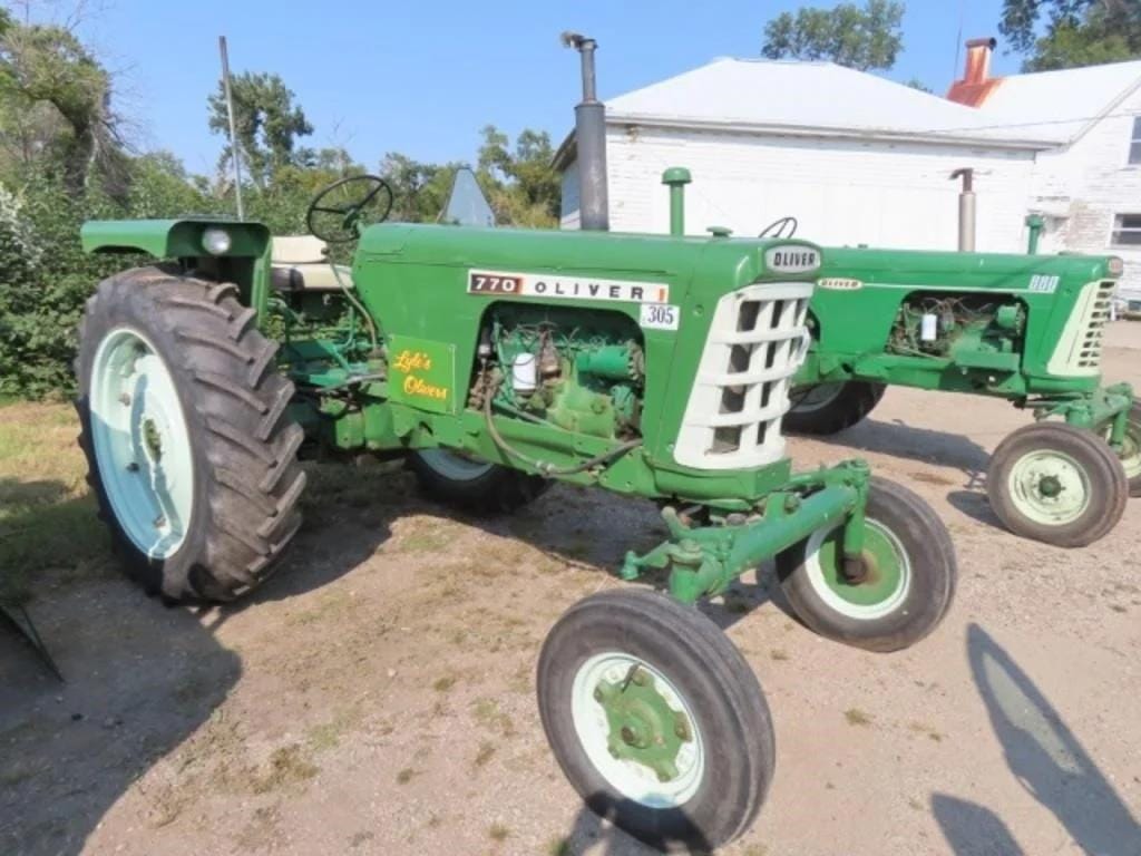 Main image Oliver 770