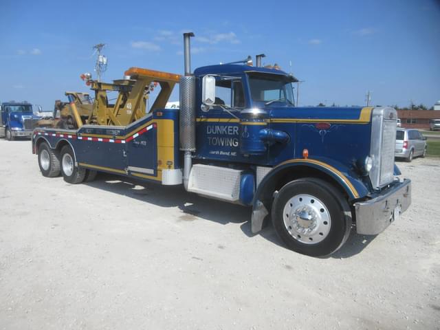 Image of Peterbilt 351 equipment image 1