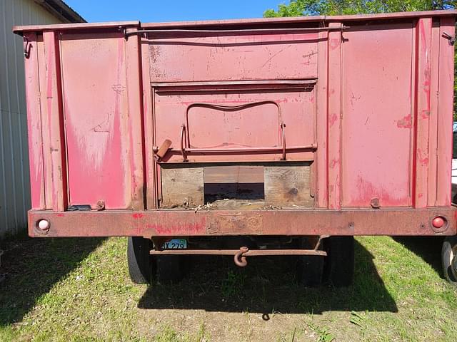 Image of Studebaker Transtar equipment image 4