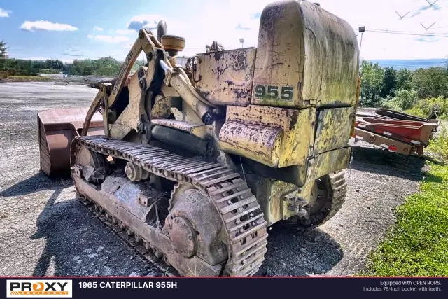 Image of Caterpillar 955H equipment image 2